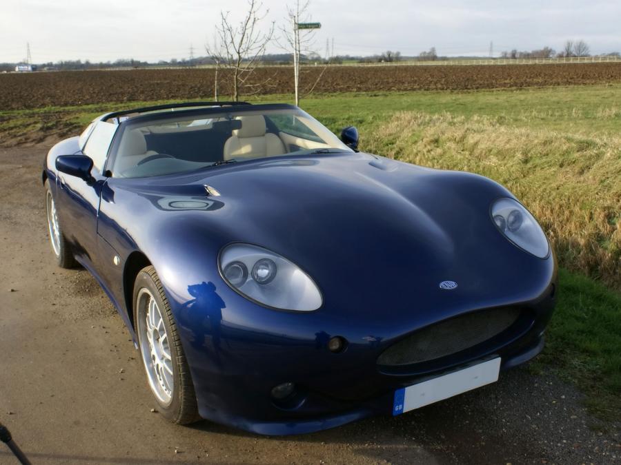  Lightning GT 2009 года  (фото 3 из 5)